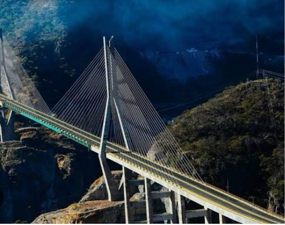 Investigador de la UAS trabaja en metodología para estimar la fuerza de tensión en cables de puentes atirantados