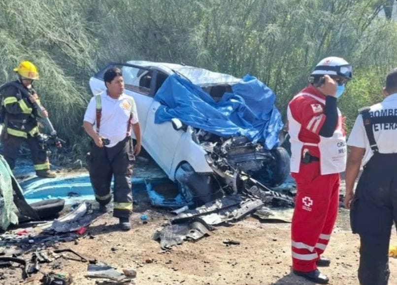 Tragedia en Mazatlán: tres muertos tras brutal choque contra tráiler Mazatlán,