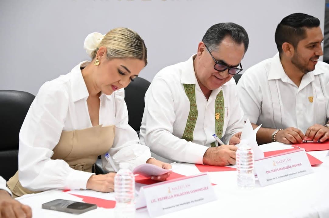Firman la UAS y el Ayuntamiento de Mazatlán un convenio de