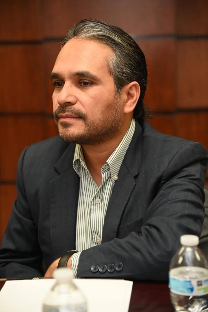 A través de las Secretarías General y Académica, la UAS da