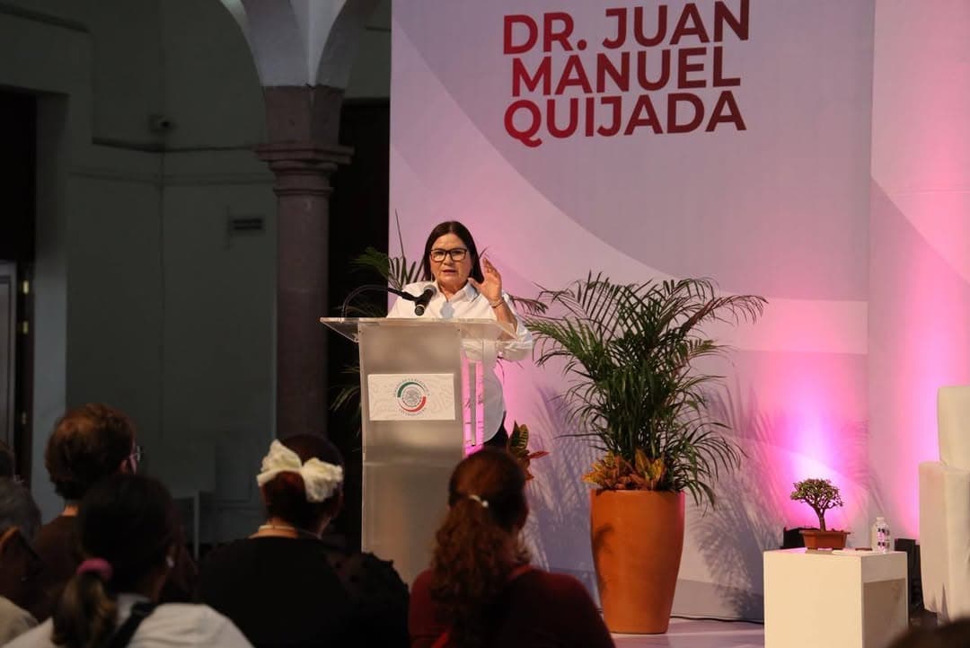 *Imelda Castro impulsa reflexión sobre salud mental y adicciones como base