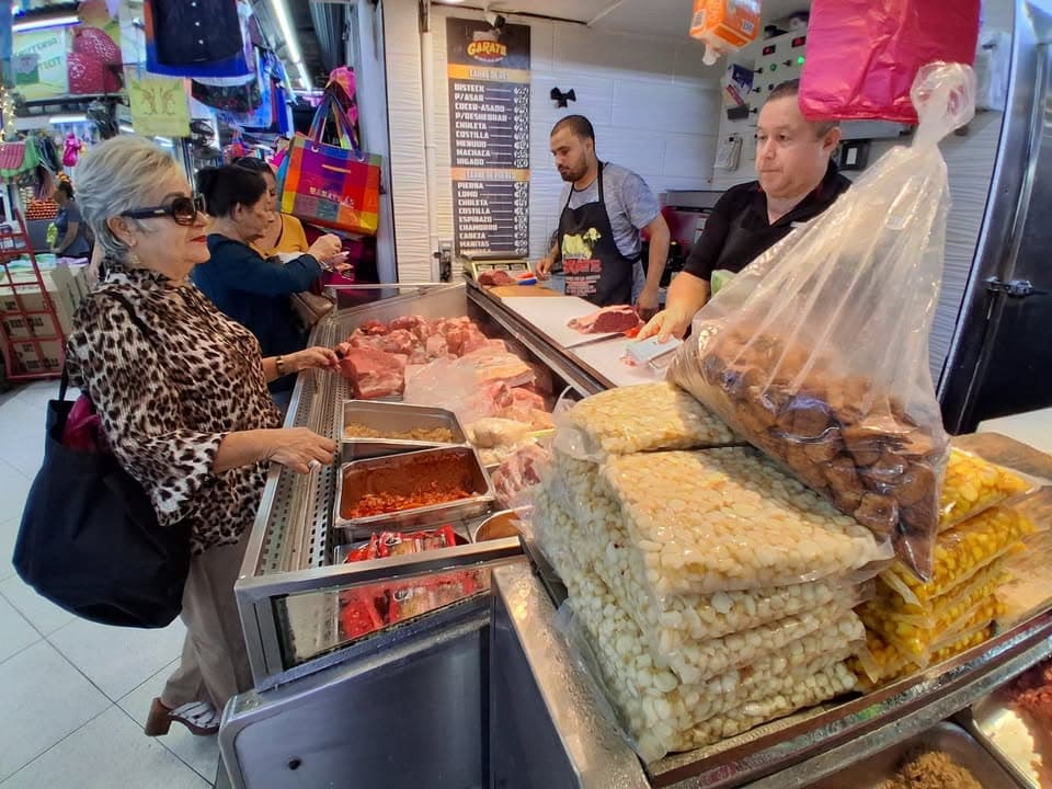 Suben ventas y el precio de la carne de cerdo en mercados de Mazatlán