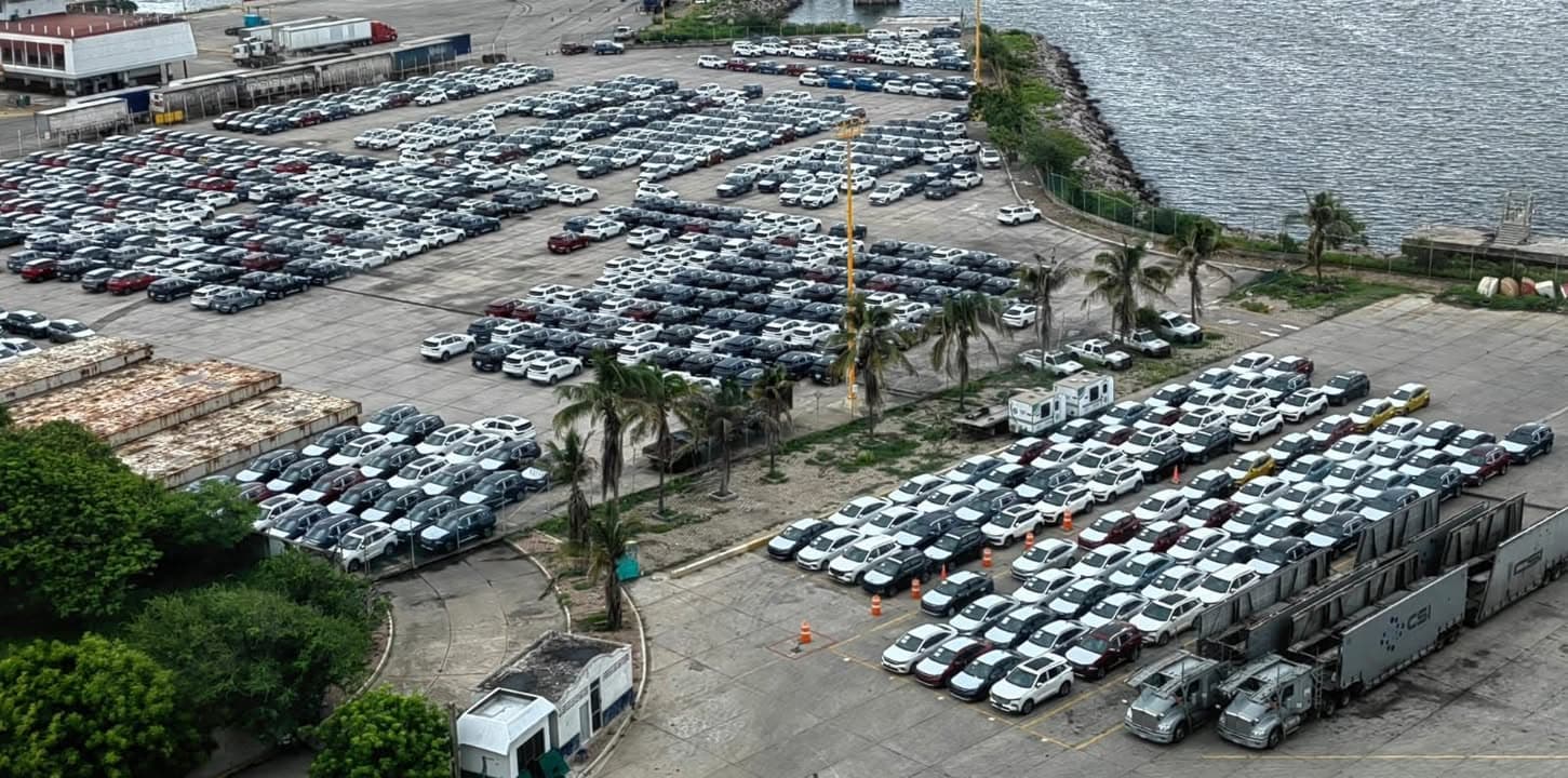 Cae 5 por ciento importación y exportación de vehículos en Mazatlán